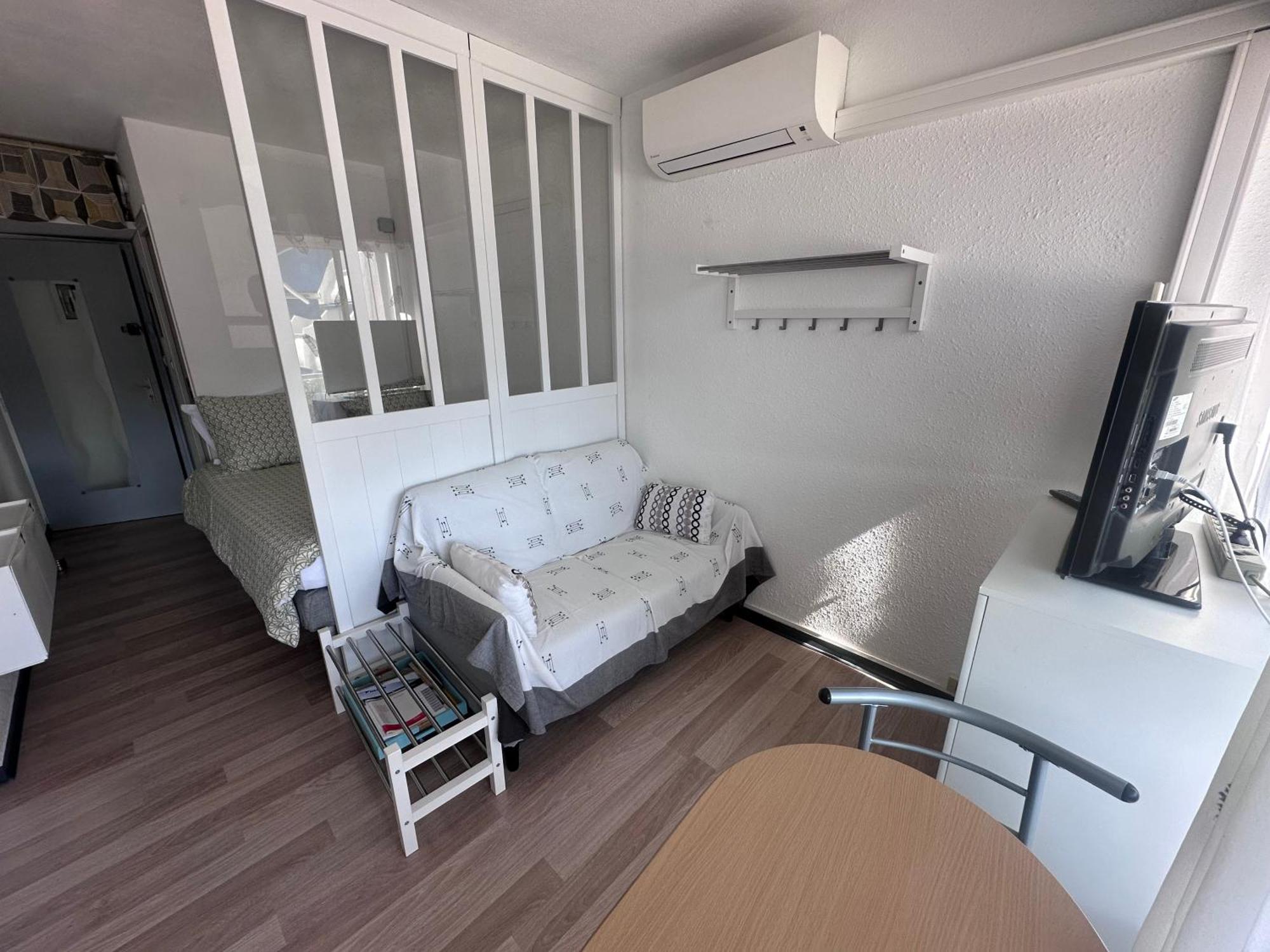Beau Studio Climatise En Bord De Mer Et Wi-Fi Ле-Гро-дю-Руа Экстерьер фото
